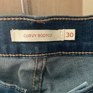 Levi Jeans. Curvy. 30. Bootcut. Semi stretch. Like brand new.